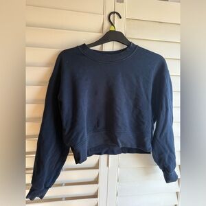 Lululemon Navy Blue Women's Cropped Sweatshirt sz s/M